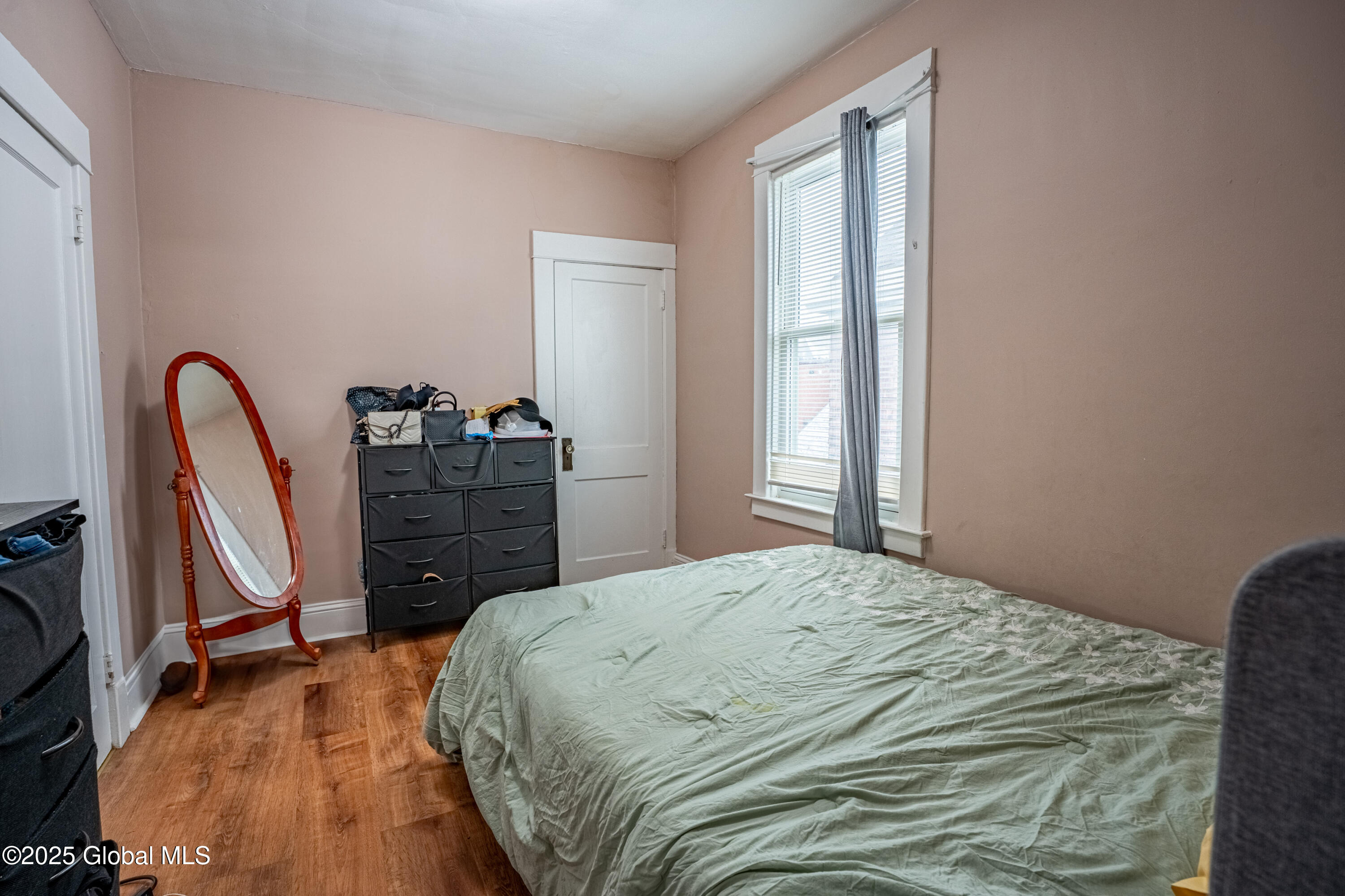 1014 Baker Avenue Schenectady, NY 12309 - Photo 15 of 25 1014 Baker Ave-17