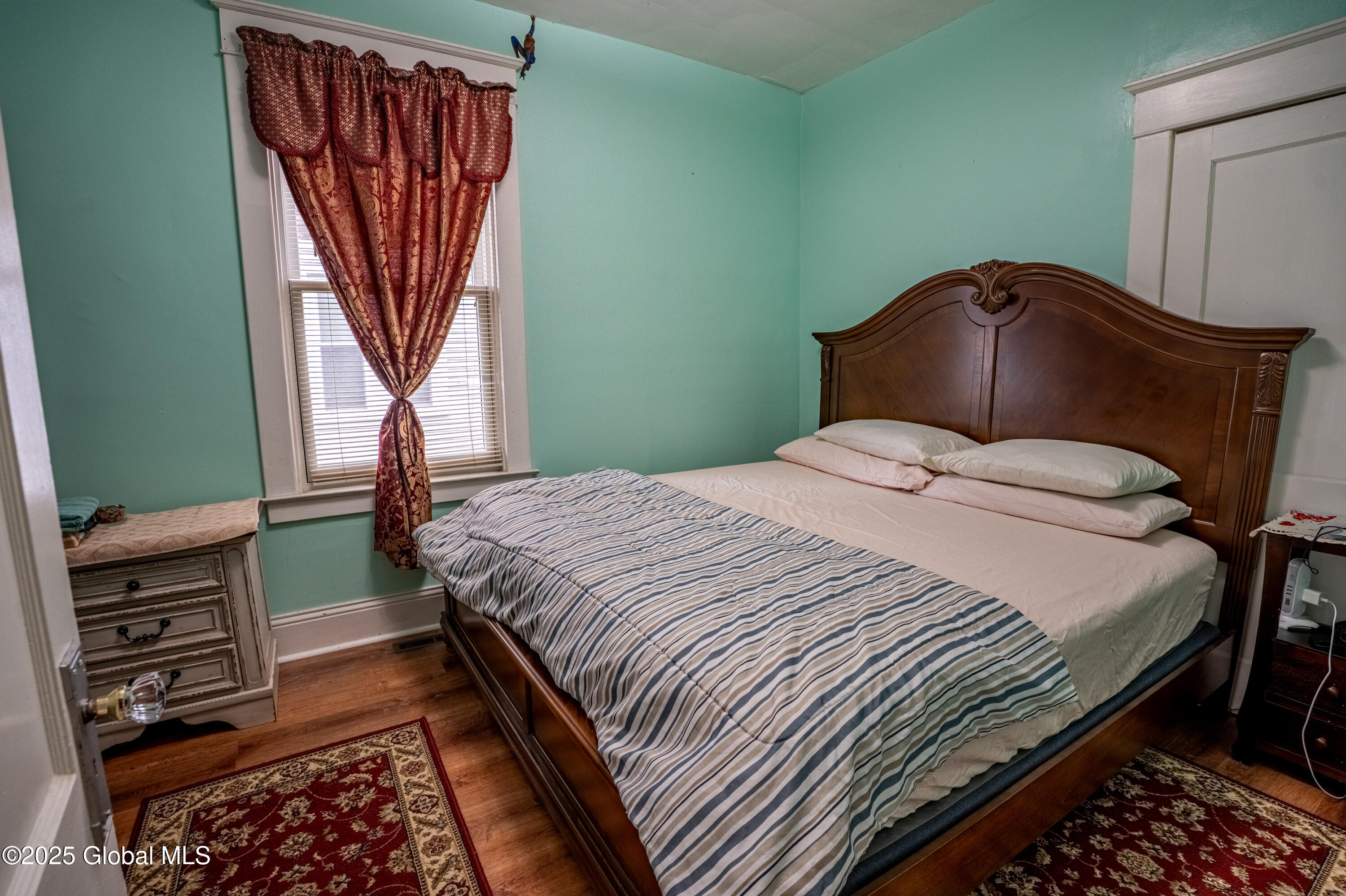 1014 Baker Avenue Schenectady, NY 12309 - Photo 7 of 25 1014 Baker Ave-09