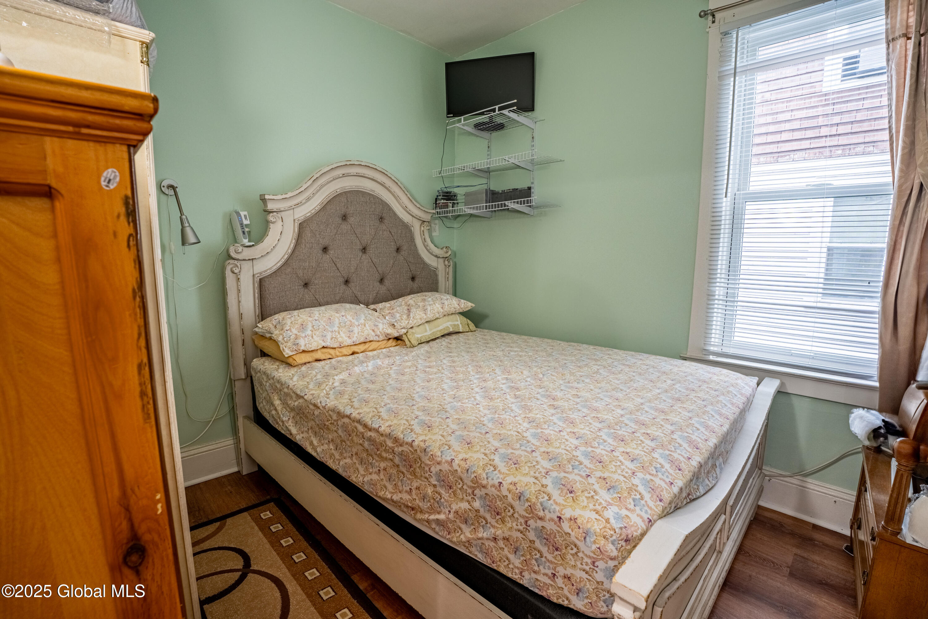 1014 Baker Avenue Schenectady, NY 12309 - Photo 8 of 25 1014 Baker Ave-10