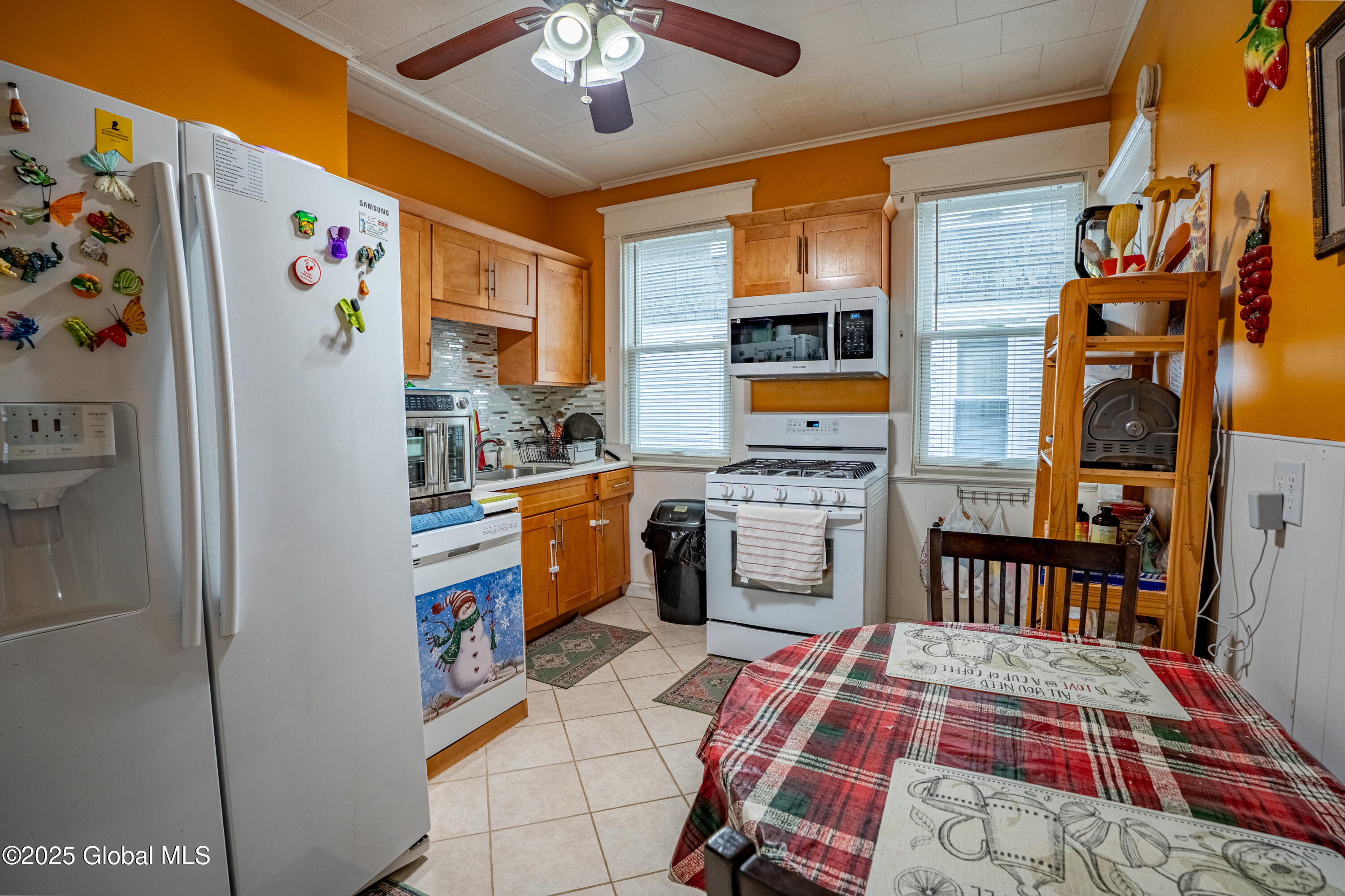 1014 Baker Avenue Schenectady, NY 12309 - Photo 9 of 25 1014 Baker Ave-11