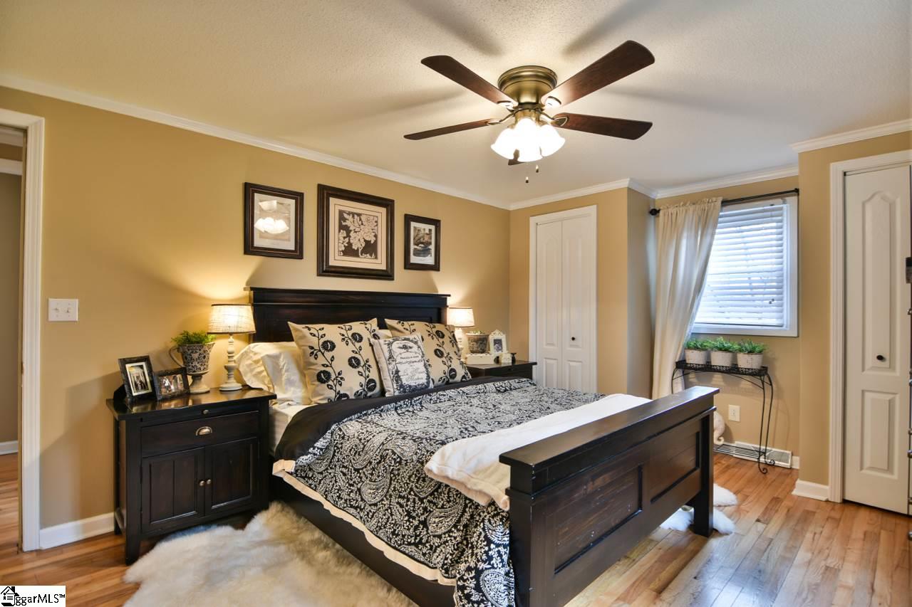 324 Pollard Road Simpsonville, SC 29681 - Photo 14 of 19 Master Bedroom