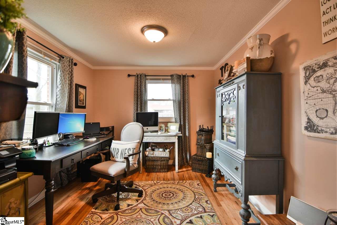 324 Pollard Road Simpsonville, SC 29681 - Photo 8 of 19 Office