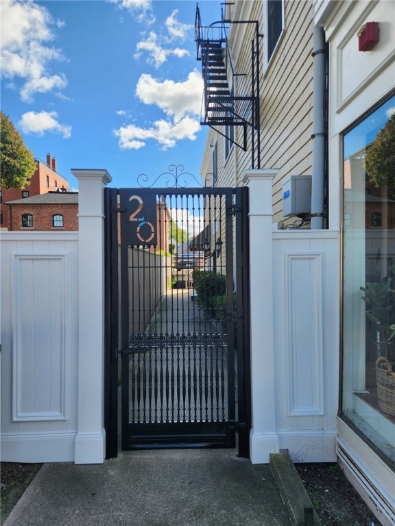 20 State Street, Unit 4 Bristol, RI 02809 - Photo 12 of 14