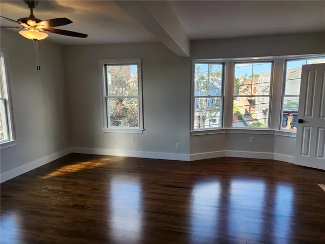 $2,600 | 20 State Street, Unit 4, Bristol, RI 02809