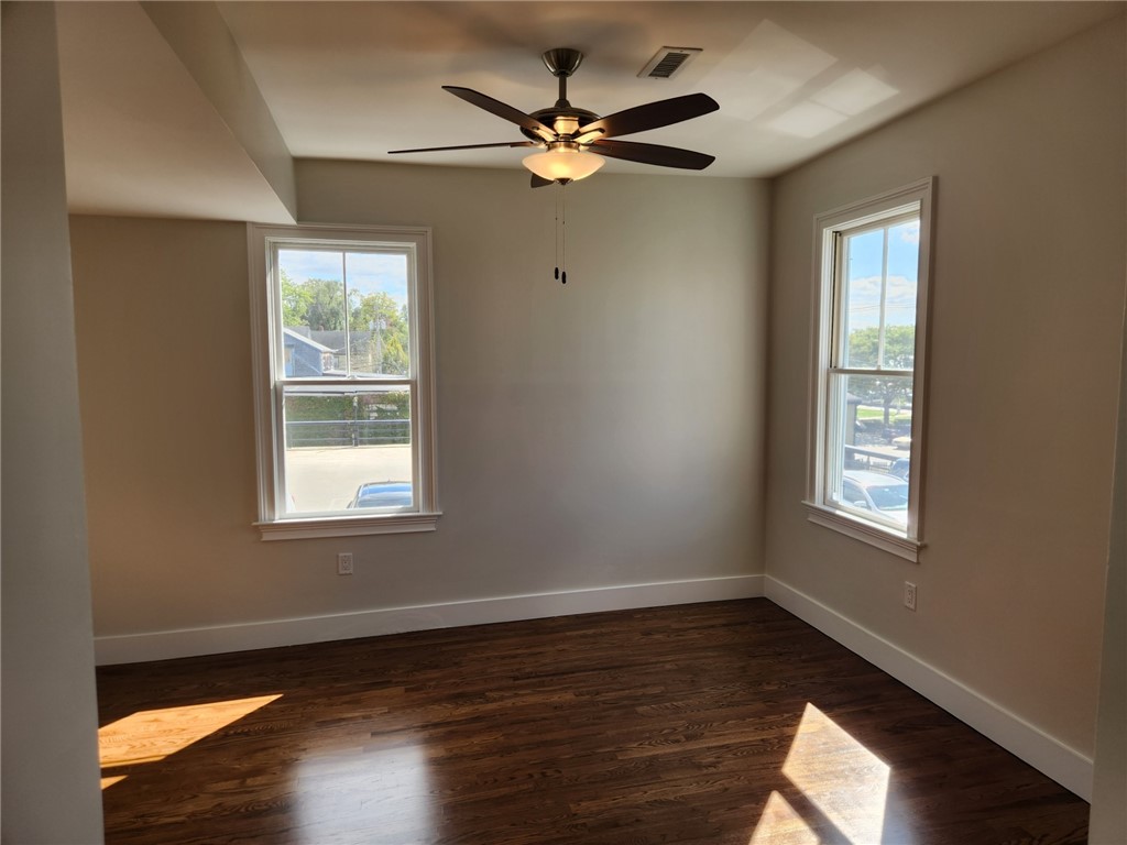 20 State Street, Unit 4 Bristol, RI 02809 - Photo 7 of 14