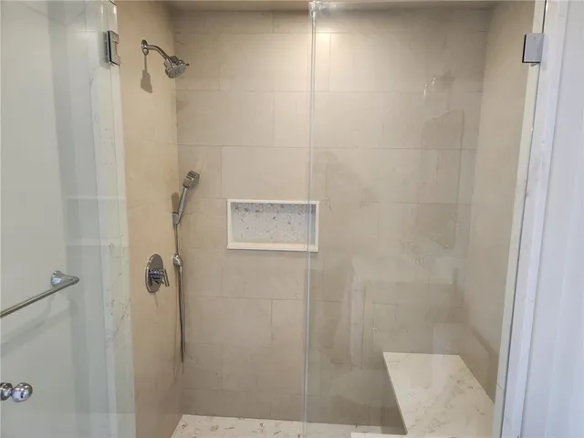 $2,600 | 20 State Street, Unit 4, Bristol, RI 02809