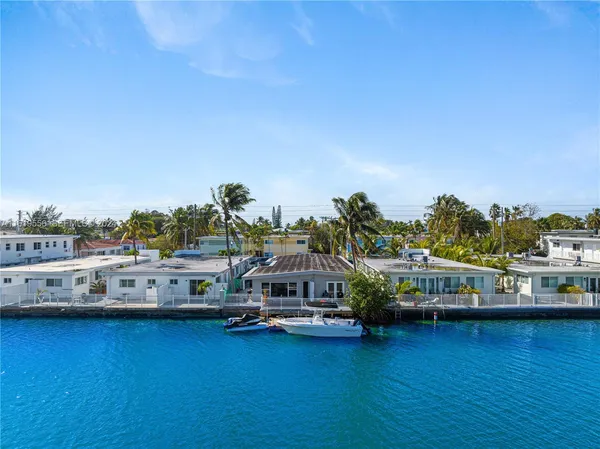 $1,900,000 | 8221 Crespi Boulevard, Miami Beach, FL 33141