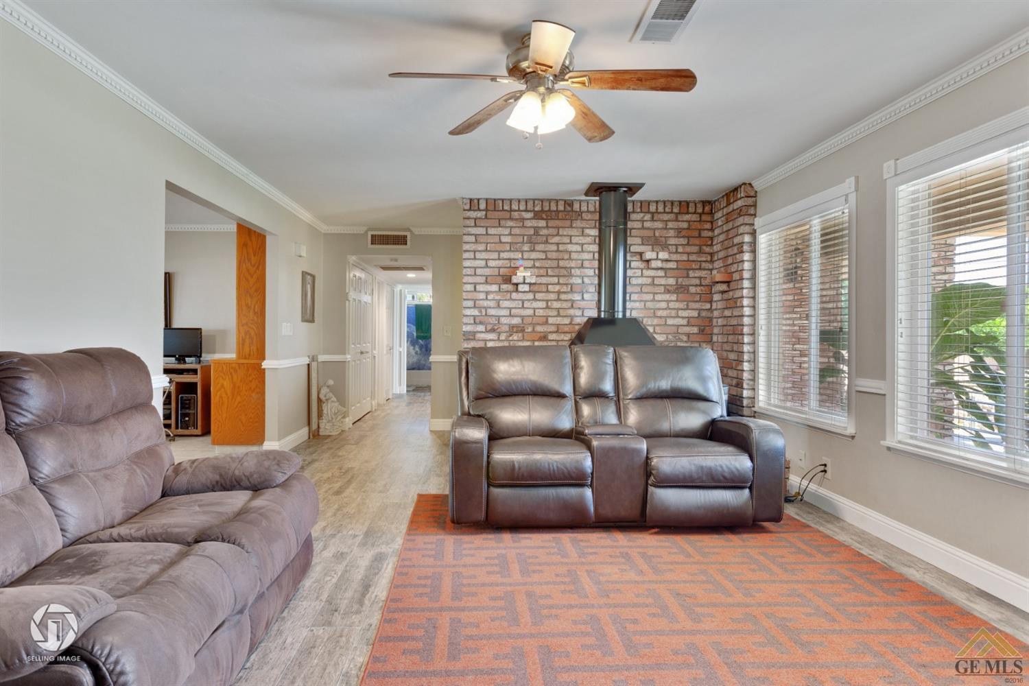 3011 Jenkins Road Bakersfield, CA 93314 - Photo 8 of 40 Gallery Image 8