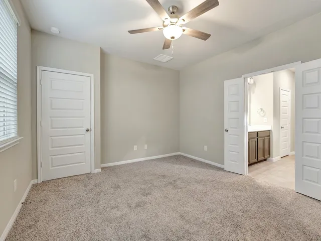 $304,640 | 6812 Hart Oak Court, Conroe, TX 77304