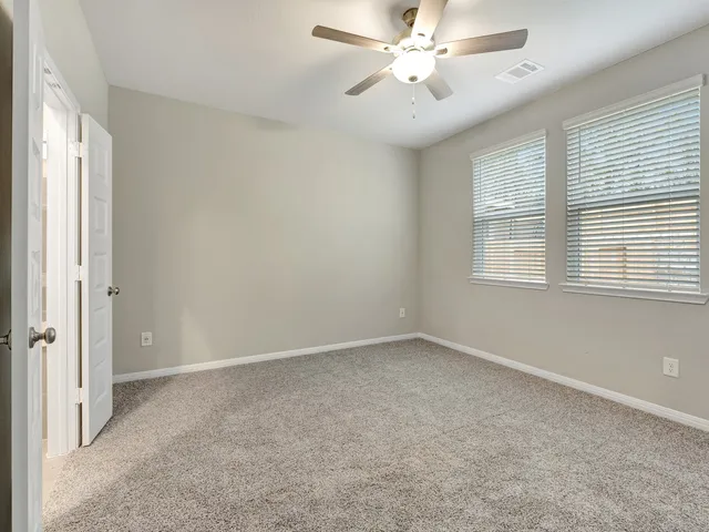 $304,640 | 6812 Hart Oak Court, Conroe, TX 77304