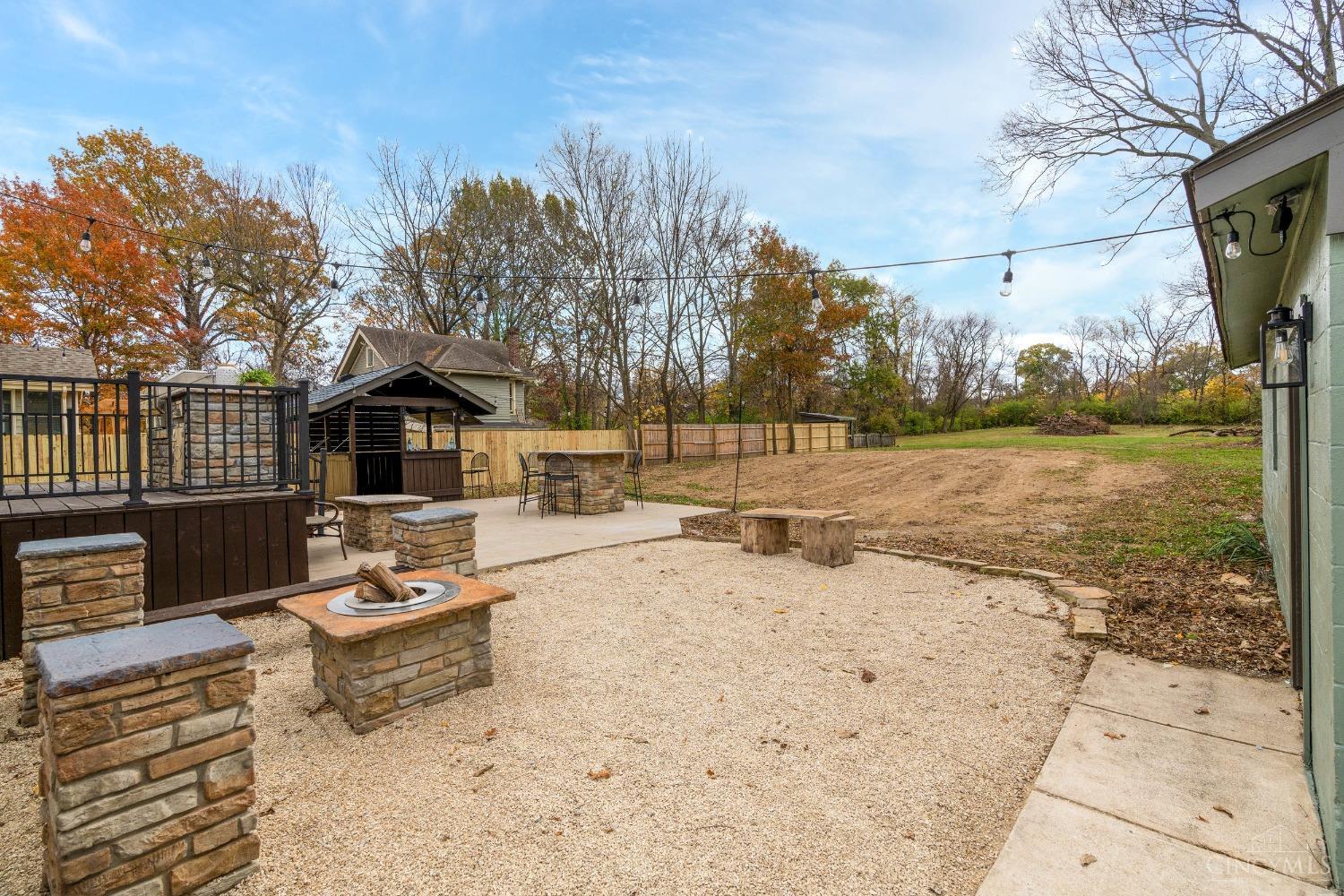55 West Sharon Road Cincinnati, OH 45246 - Photo 37 of 43