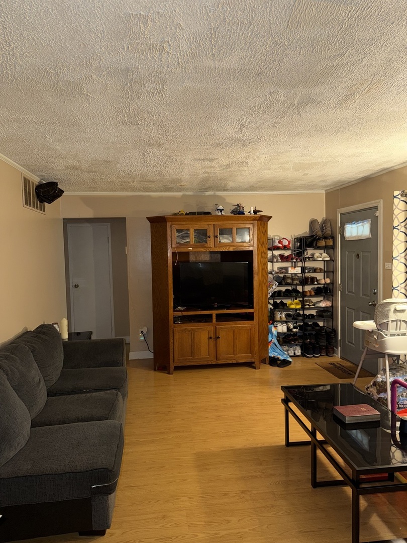 160 Monee Road Park Forest, IL 60466 - Photo 3 of 10 Gallery Image 3