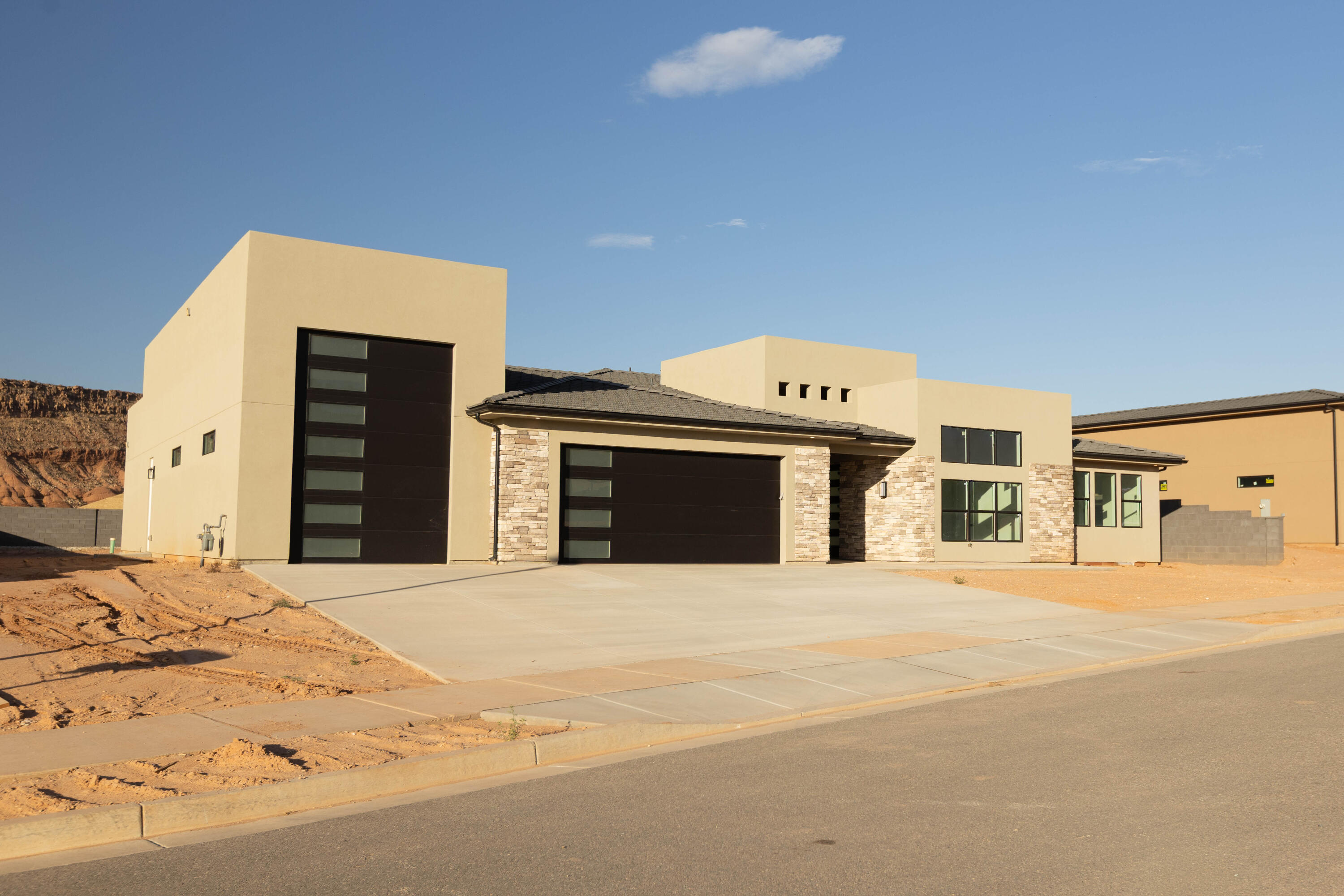 989 South Rattlesnake, Unit LOT 14 Washington, UT 84780 - Photo 1 of 26 Front