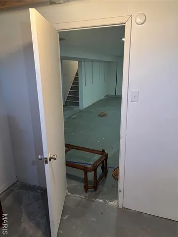 $199,000 | 1205 Fox Run Drive, Florissant, MO 63033