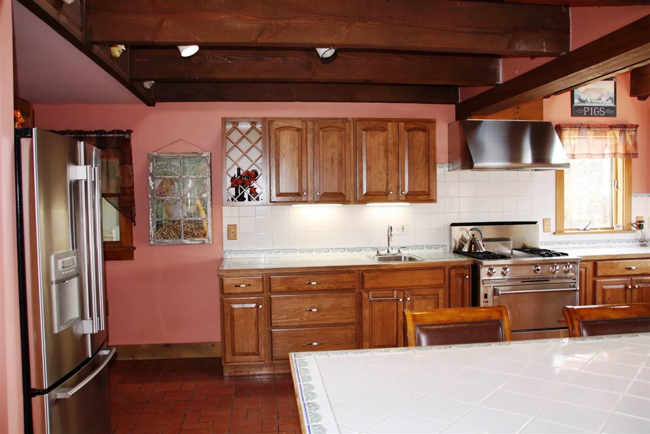 387 Mitchell Road Shrewsbury, VT 05738 - Photo 11 of 36
