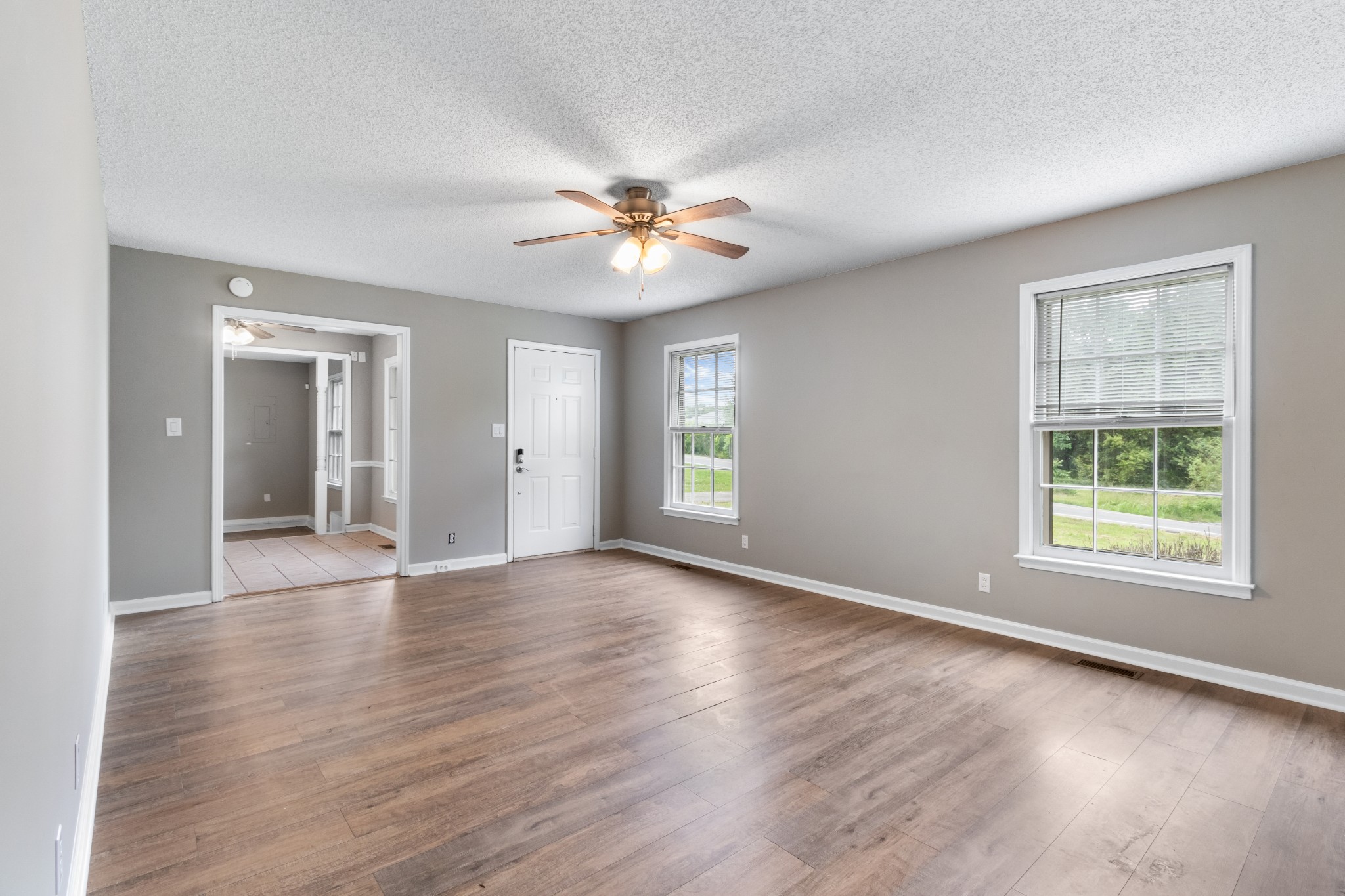 464 Pollard Road Clarksville, TN 37042 - Photo 5 of 26 Gallery Image 5