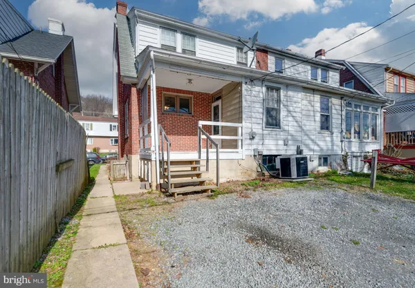 $190,000 | 7 Marshall Avenue, Reading, PA 19606