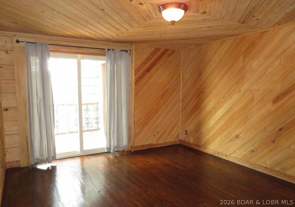 31460 Red Arrow Road Rocky Mount, MO 65072 - Photo 16 of 34