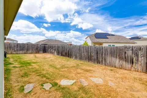 $305,000 | 222 Escondido Circle, San Marcos, TX 78666