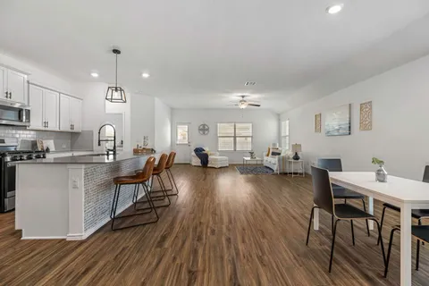 $305,000 | 222 Escondido Circle, San Marcos, TX 78666