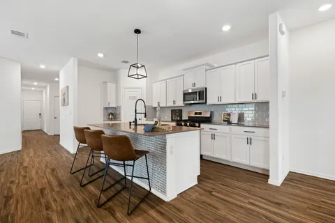 $305,000 | 222 Escondido Circle, San Marcos, TX 78666