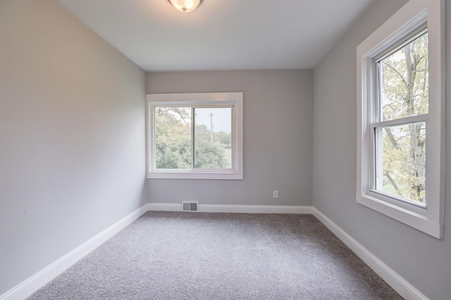 2051 Smith Road Hamilton, OH 45013 - Photo 25 of 31