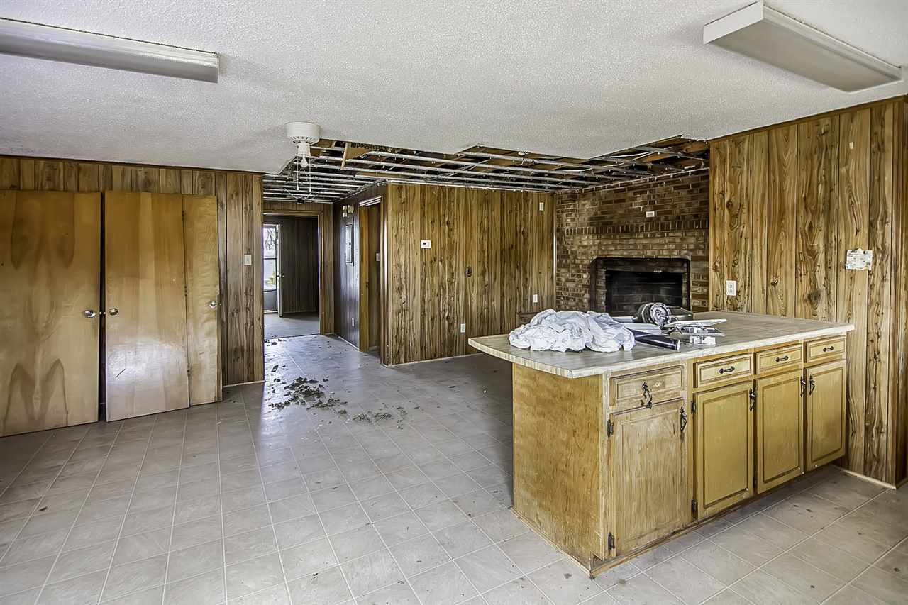 1521 Victor Hill Road Duncan, SC 29334 - Photo 24 of 36