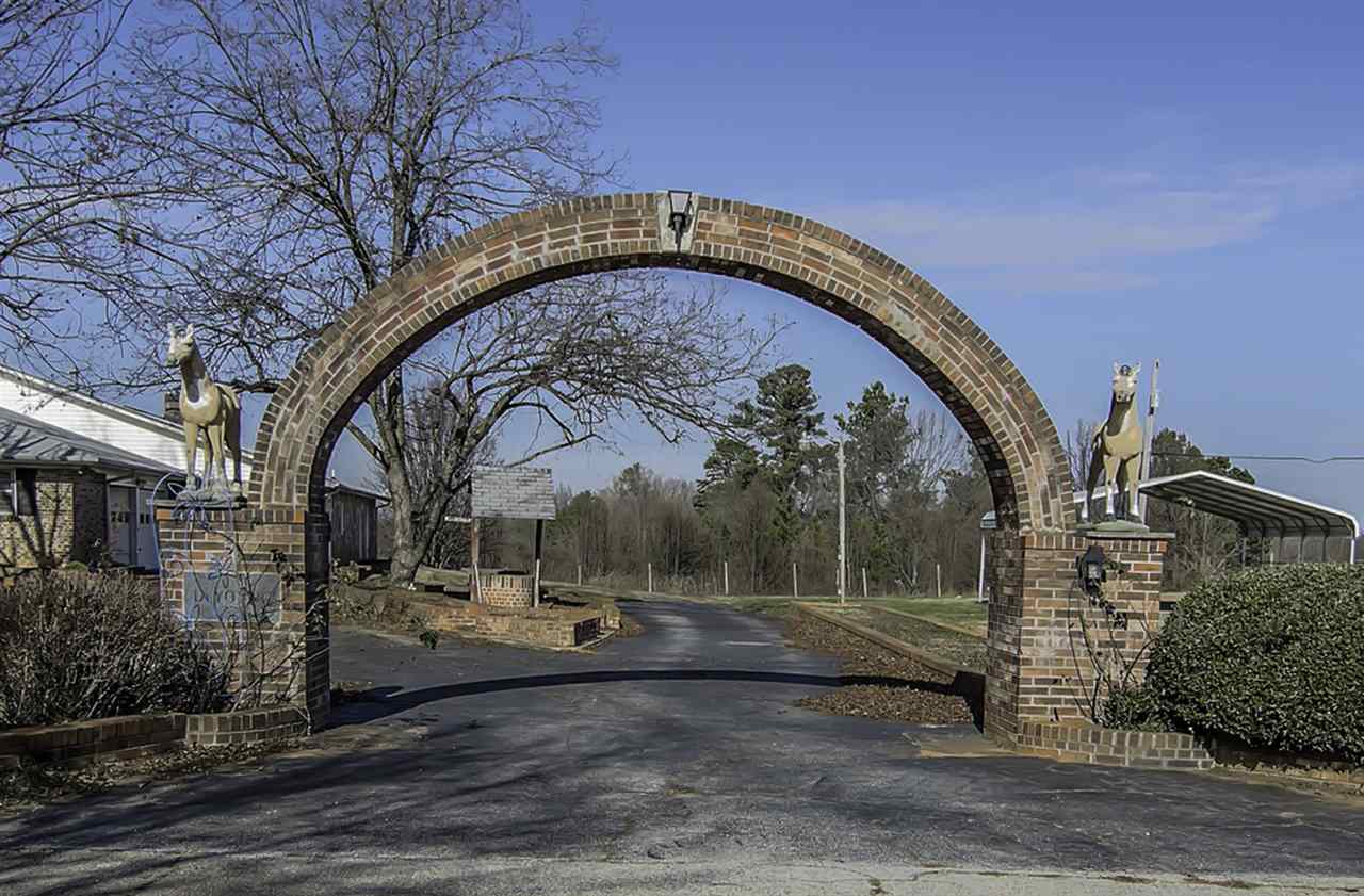 1521 Victor Hill Road Duncan, SC 29334 - Photo 4 of 36