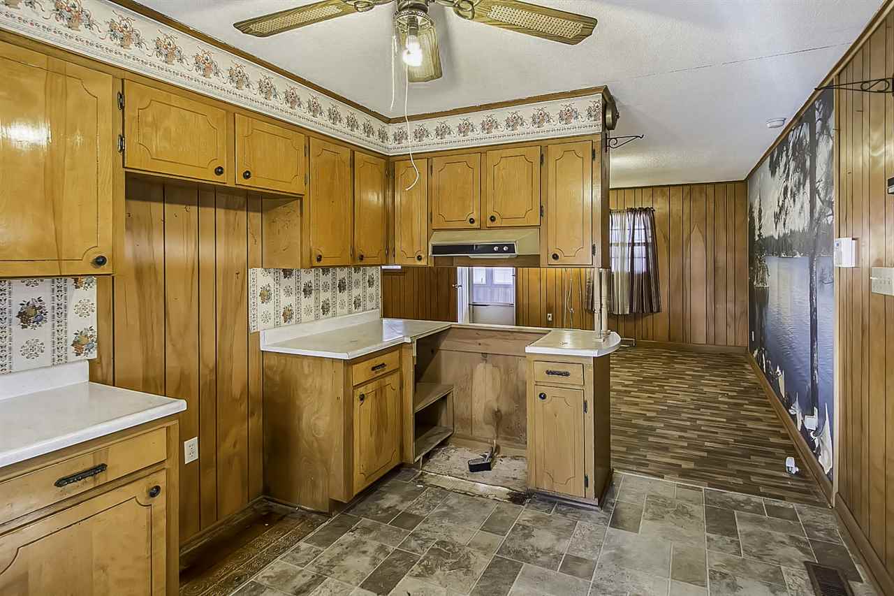 1521 Victor Hill Road Duncan, SC 29334 - Photo 9 of 36