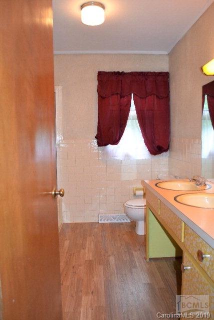 5214 Mt Olive Church Road Morganton, NC 28655 - Photo 7 of 14 Gallery Image 7