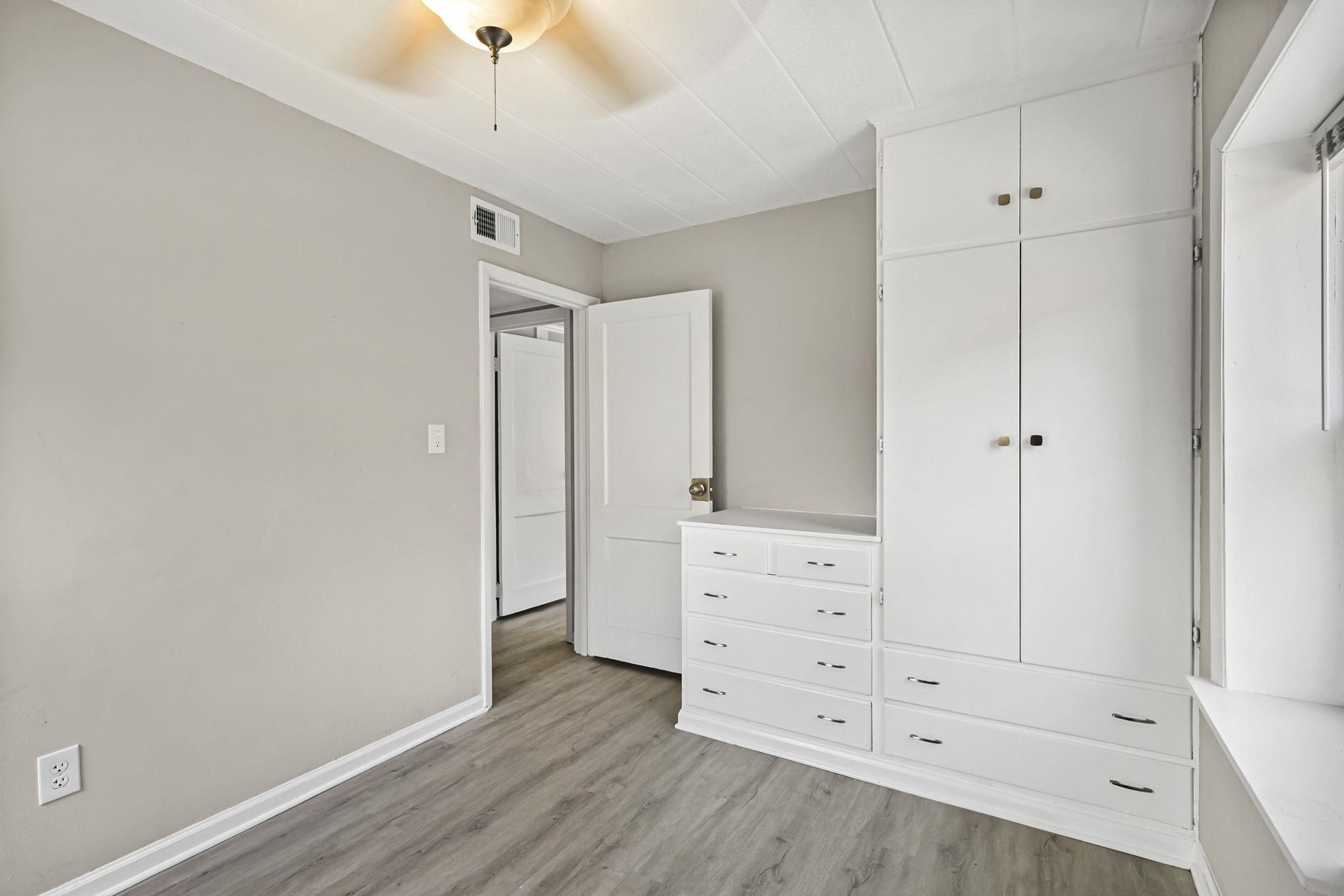 2 Sherman Terrace, Unit 1 Madison, WI 53704 - Photo 12 of 27