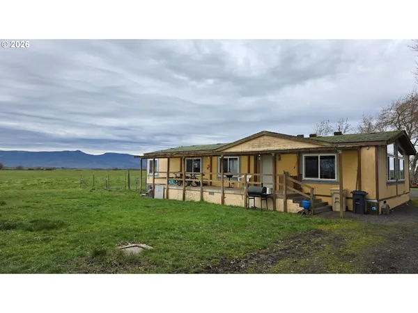 $650,000 | 30540 Priceboro Drive, Harrisburg, OR 97446