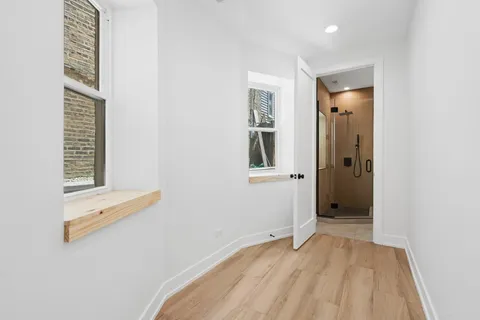 $599,000 | 2647 West Walton Street, Unit 1, Chicago, IL 60622