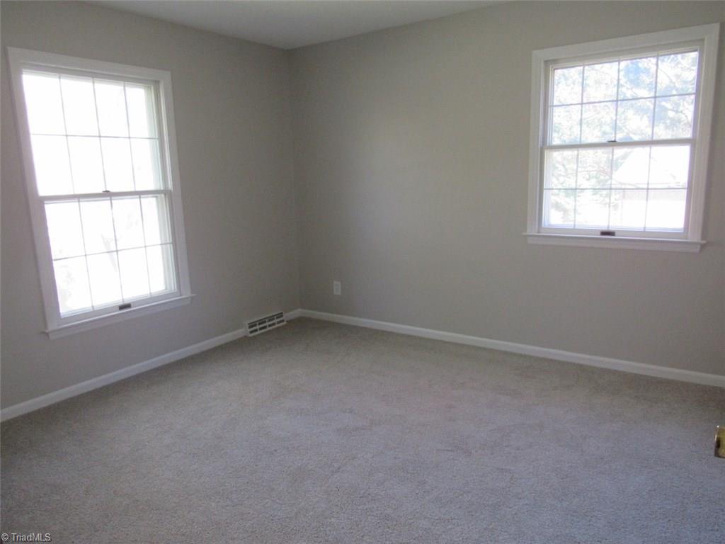 4502 Knightbridge Road Greensboro, NC 27455 - Photo 13 of 15 Gallery Image 13