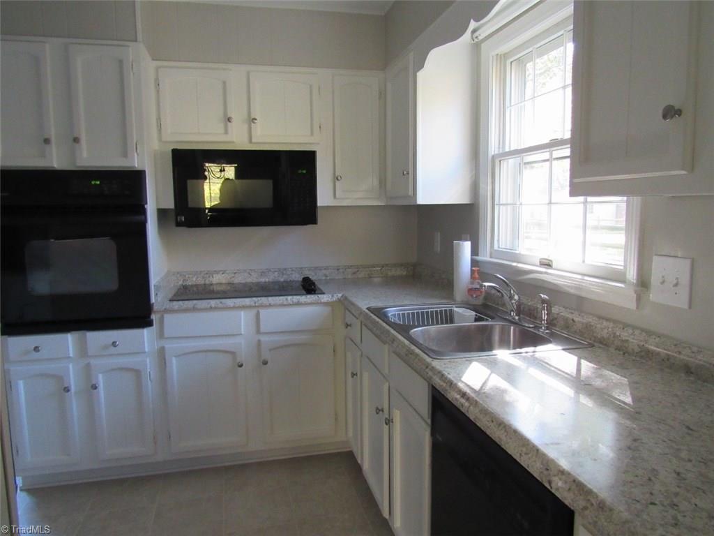 4502 Knightbridge Road Greensboro, NC 27455 - Photo 6 of 15 Gallery Image 6