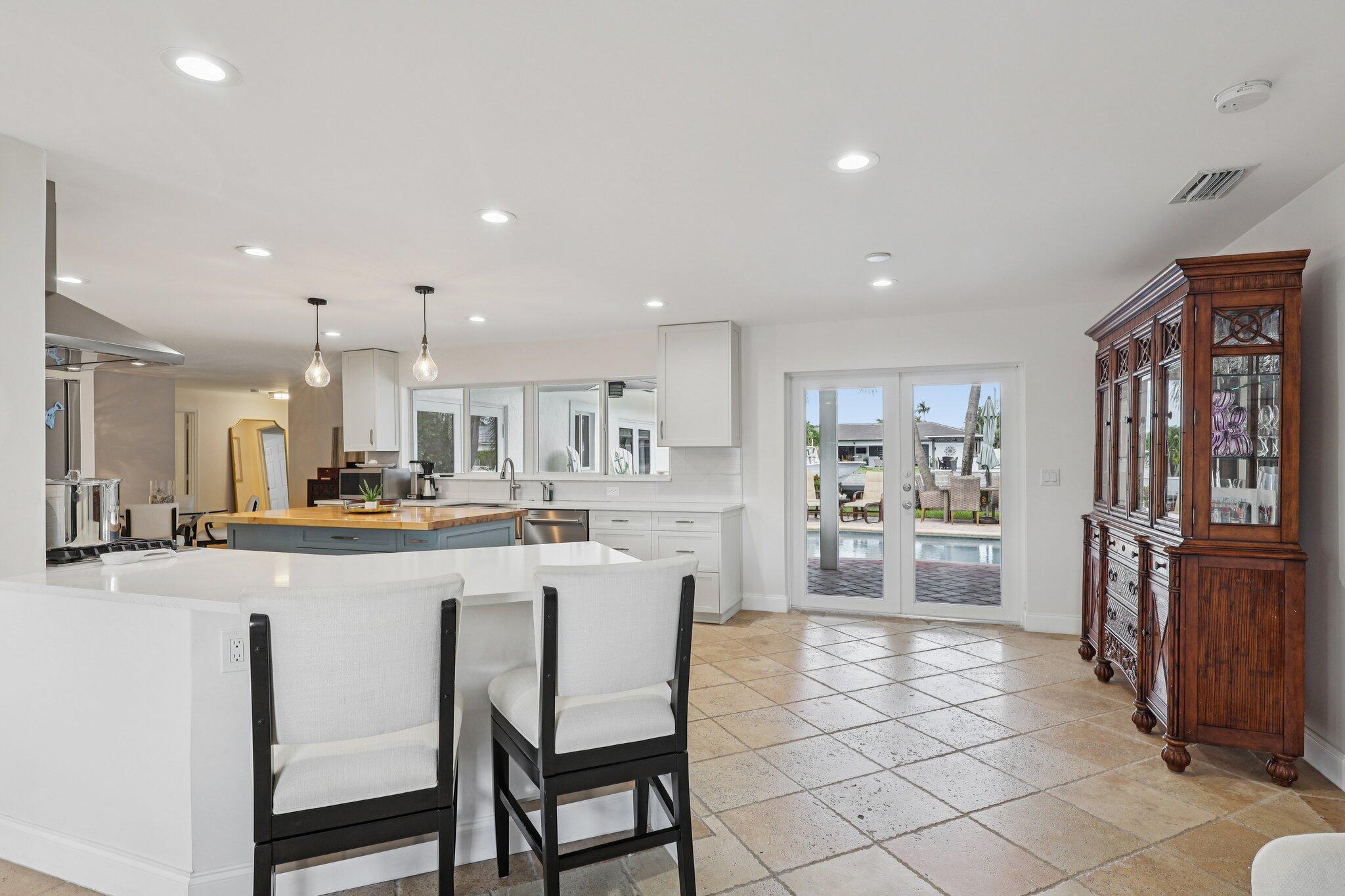 2731 Northeast 5th Street Pompano Beach, FL 33062 - Photo 11 of 91 12-web-or-mls-NE 5th St-S1510-012