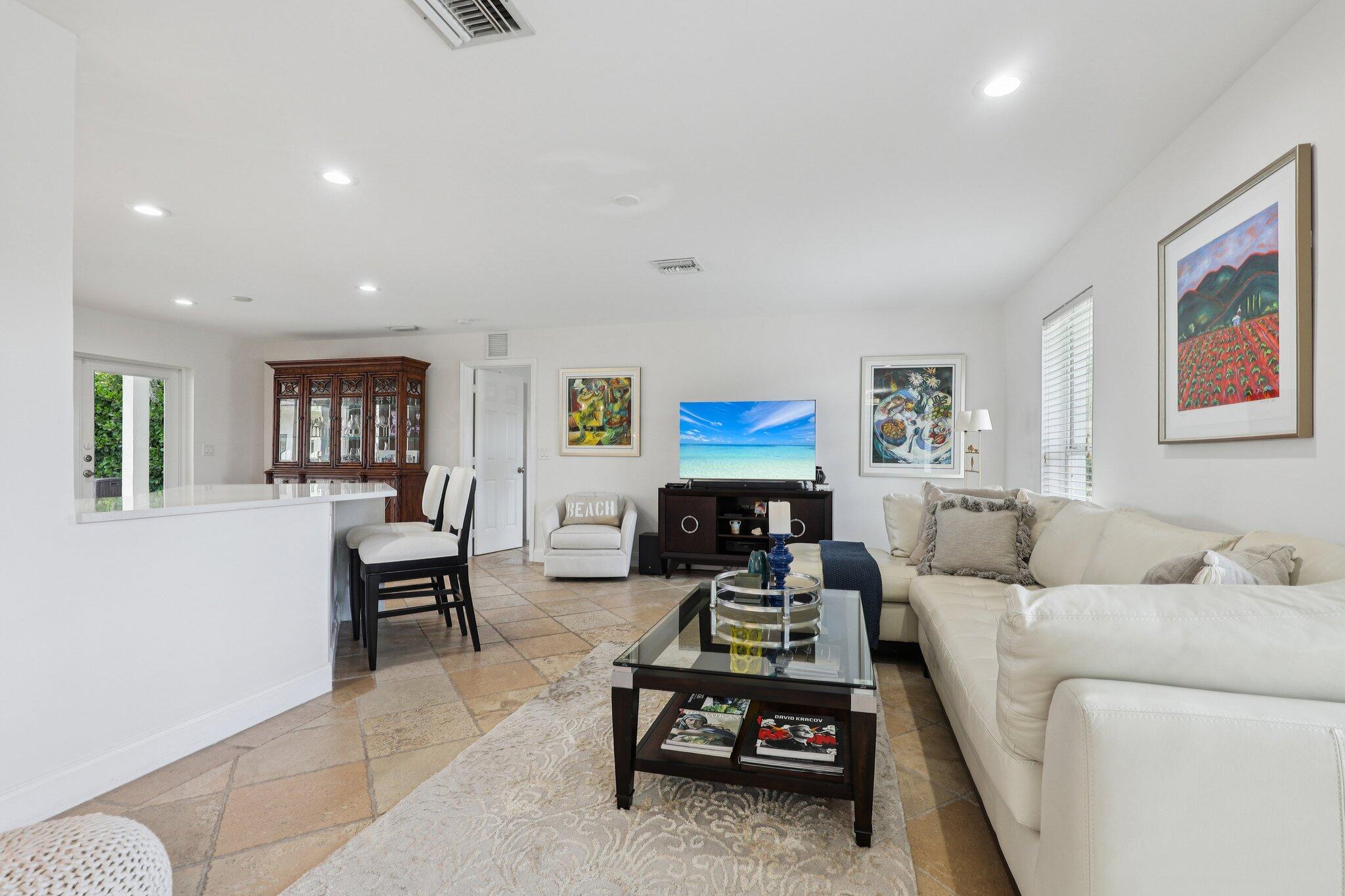 2731 Northeast 5th Street Pompano Beach, FL 33062 - Photo 7 of 91 6-web-or-mls-NE 5th St-S1510-006