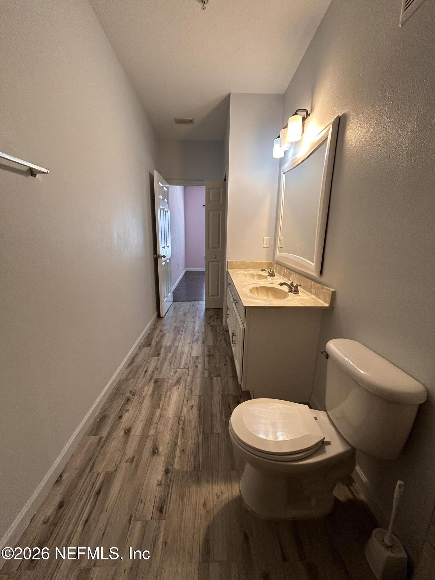 8215 Green Parrot Road, Unit 103 Jacksonville, FL 32256 - Photo 16 of 28 IMG_6980