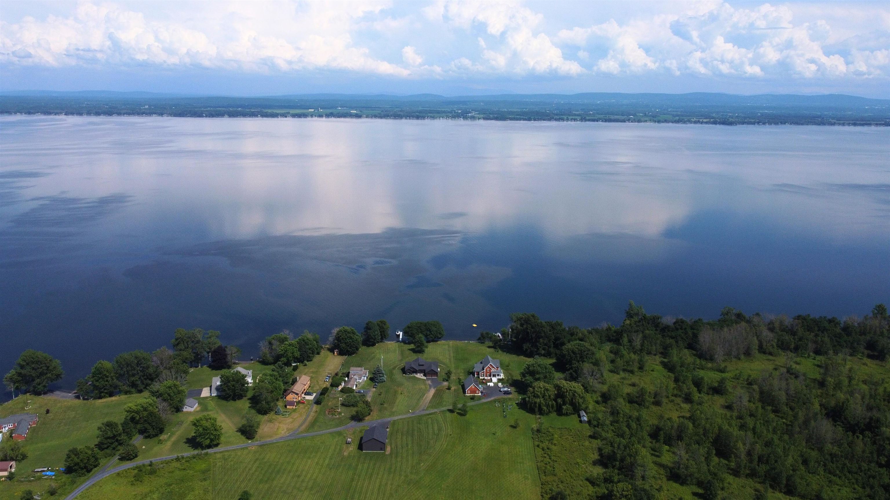 46 Baker Place North Hero, VT 05474 - Photo 15 of 16