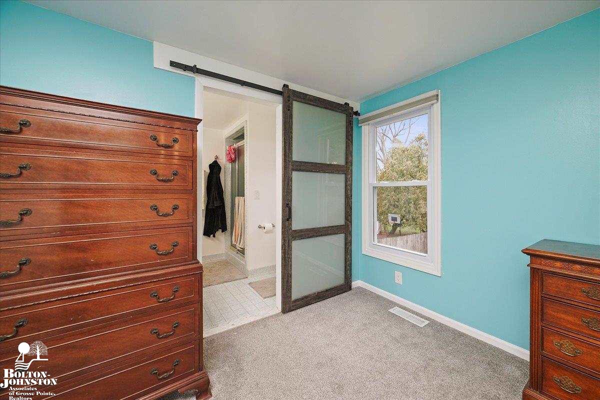 76 Moross Road Grosse Pointe Farms, MI 48236 - Photo 21 of 31