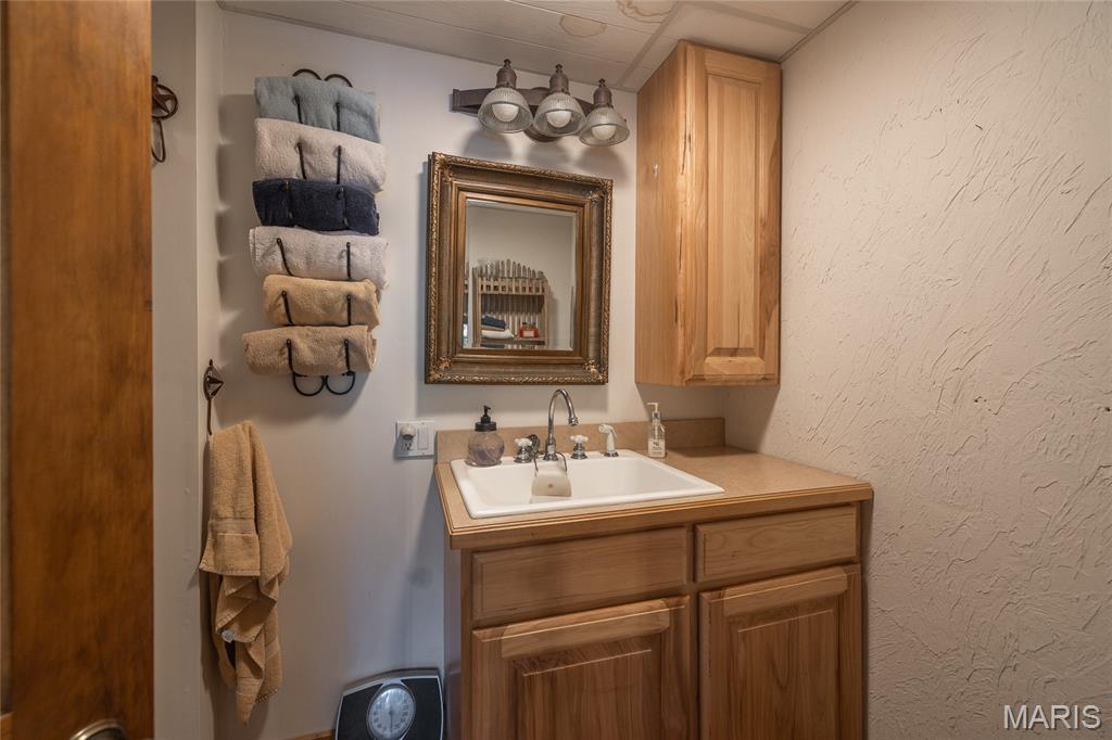 798 Karbers Ridge Road Elizabethtown, IL 62931 - Photo 22 of 95
