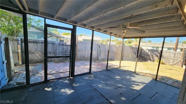 $2,000 | 2181 Brandon Street, Fort Myers, FL 33907