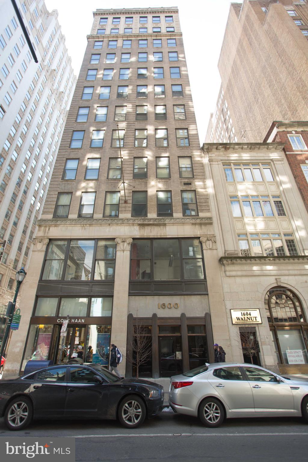 1600-3 Walnut Street, Unit 805 Philadelphia, PA 19103 - Photo 1 of 23
