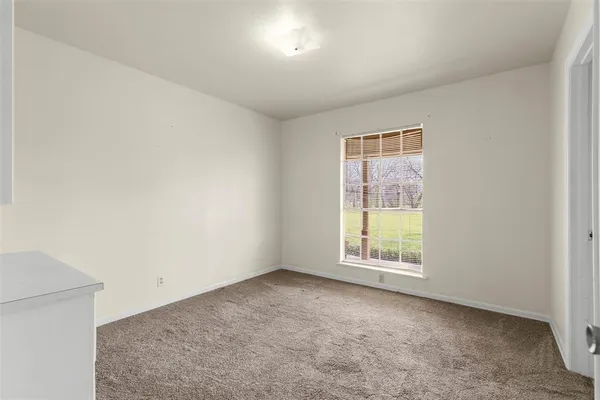 $1,975 | 629 Farm To Market Road 697, Sherman, TX 75090