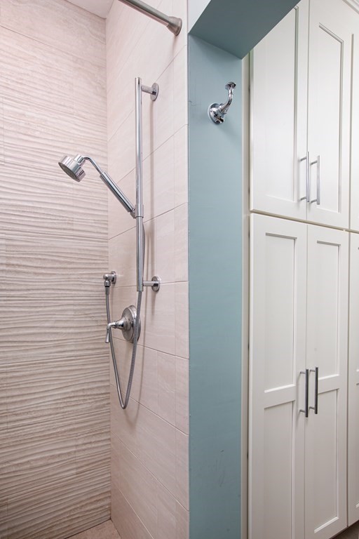 21 Strathmore Road, Unit 2 Brookline, MA 02445 - Photo 19 of 22