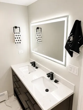 $274,800 | 3913 Saratoga Avenue, Unit 117, Downers Grove, IL 60515