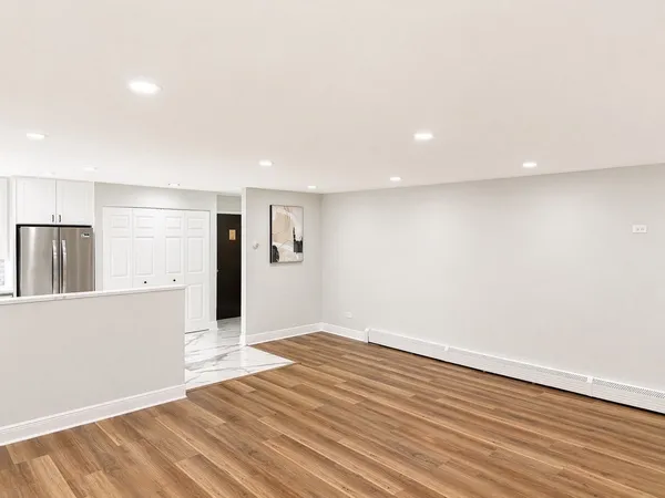 $274,800 | 3913 Saratoga Avenue, Unit 117, Downers Grove, IL 60515
