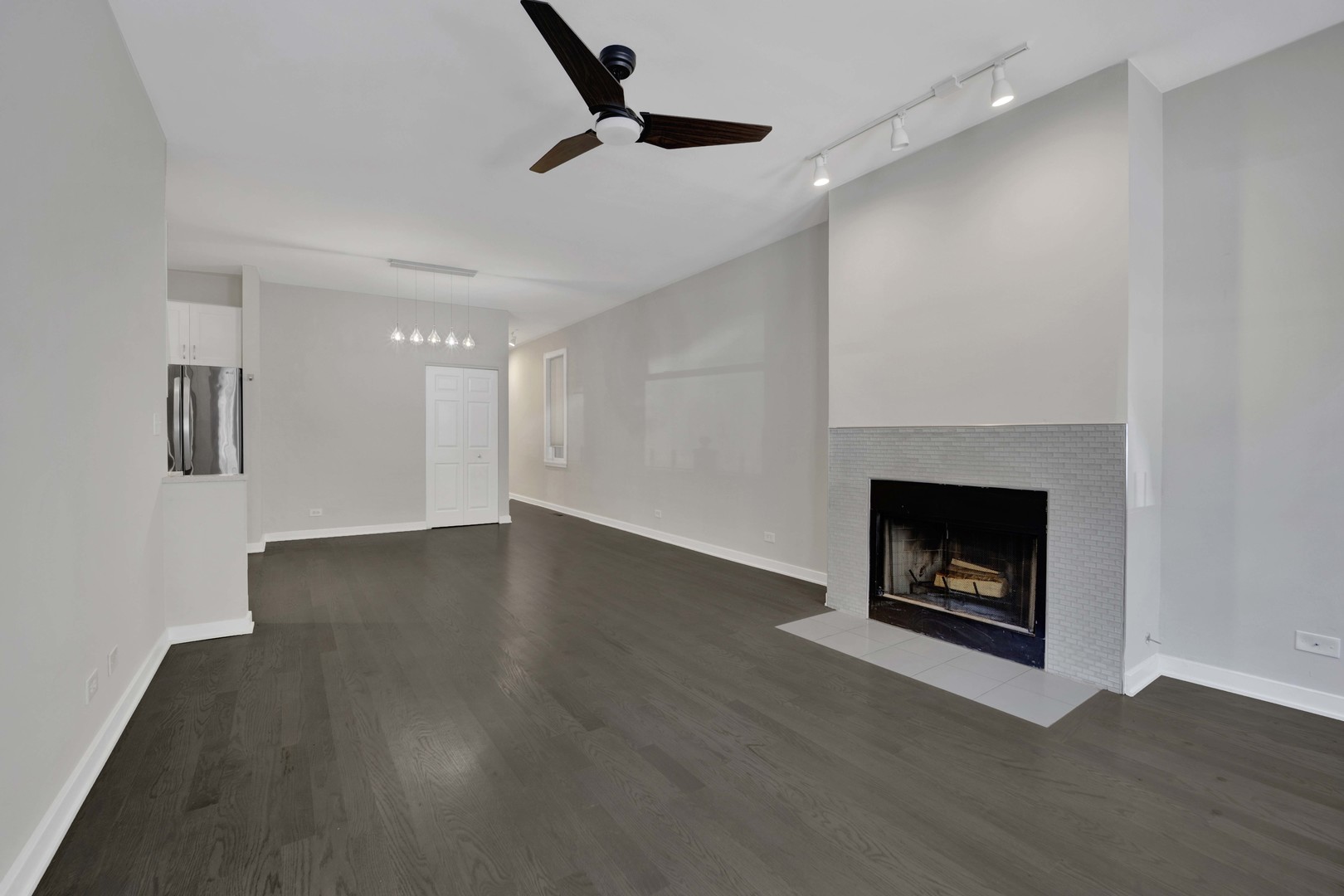 1311 West Fillmore Street, Unit A Chicago, IL 60607 - Photo 4 of 29 Gallery Image 4