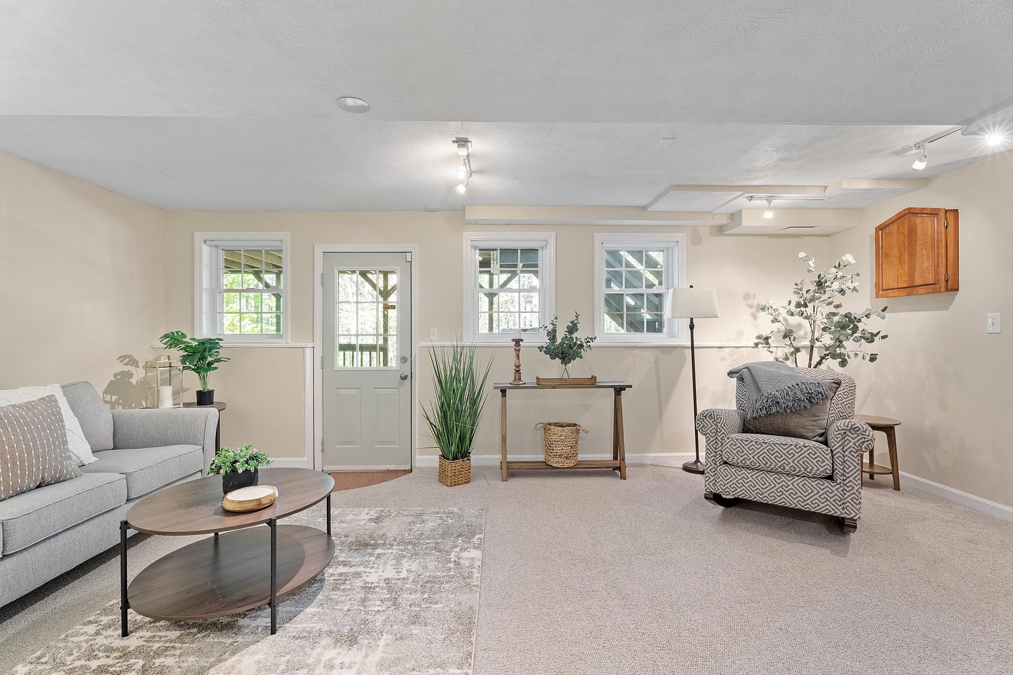 5 Fineview Road Windham, NH 03087 - Photo 21 of 39