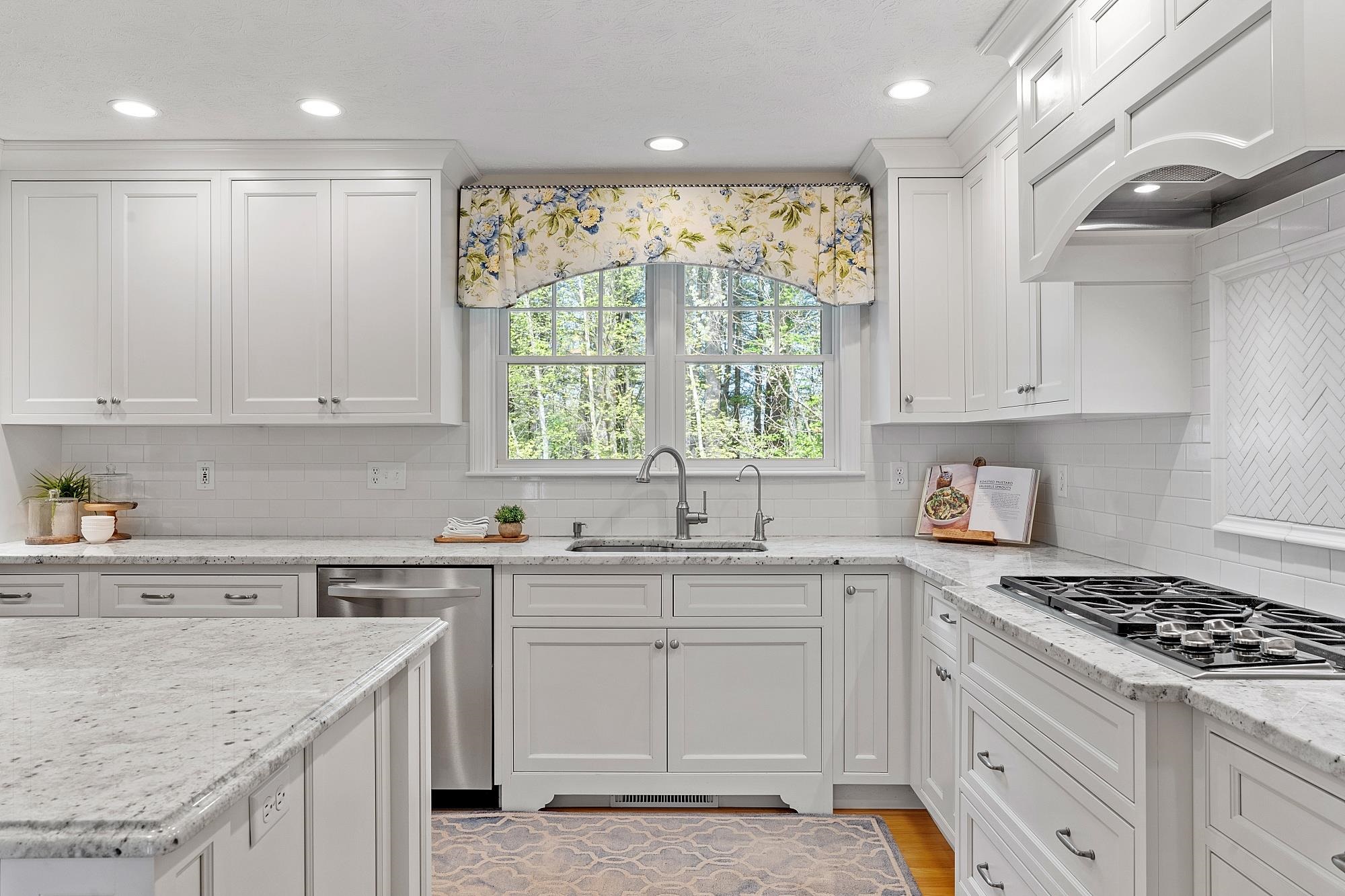 5 Fineview Road Windham, NH 03087 - Photo 34 of 39